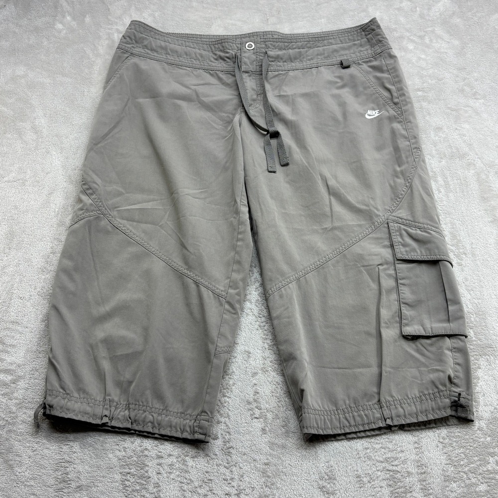 Nike Capri Pants Women's L Grey Y2K Cargo Drawstring Athletic Cropped Gorpcore